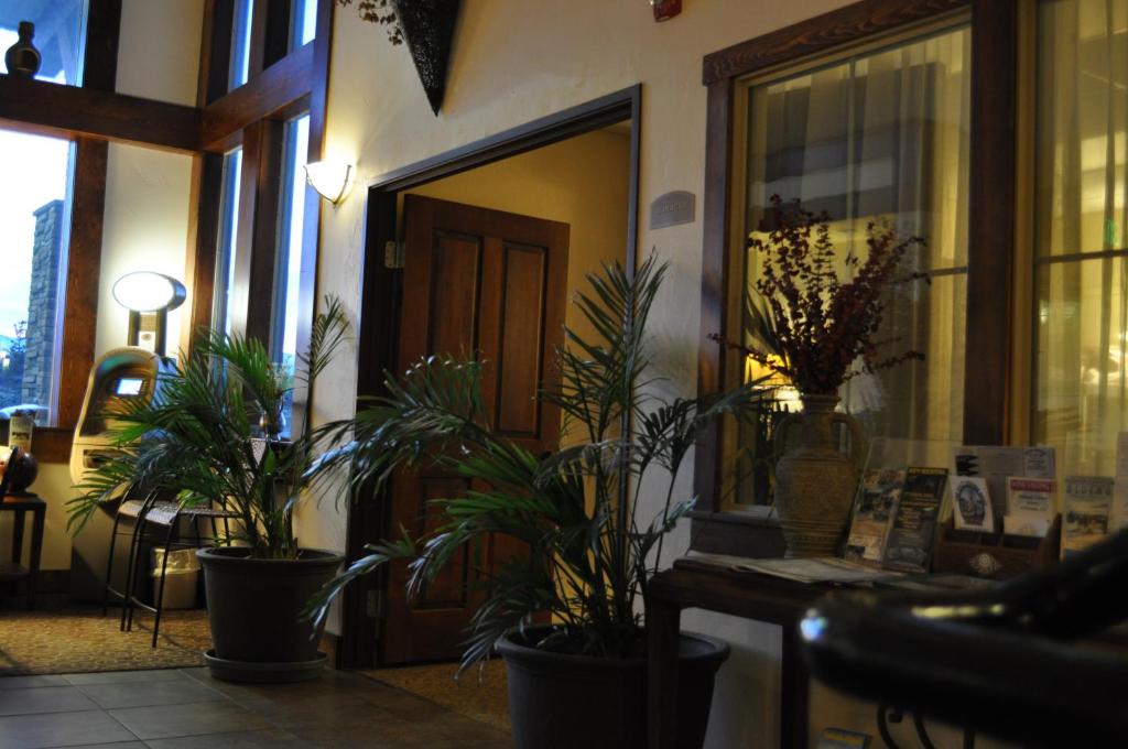 A Riverside Inn Travelodge by Wyndham photo