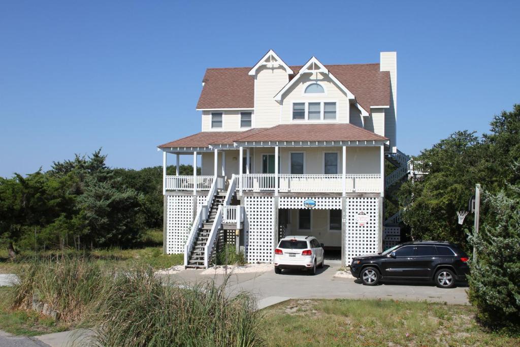 Time and Tide #1-12, Avon