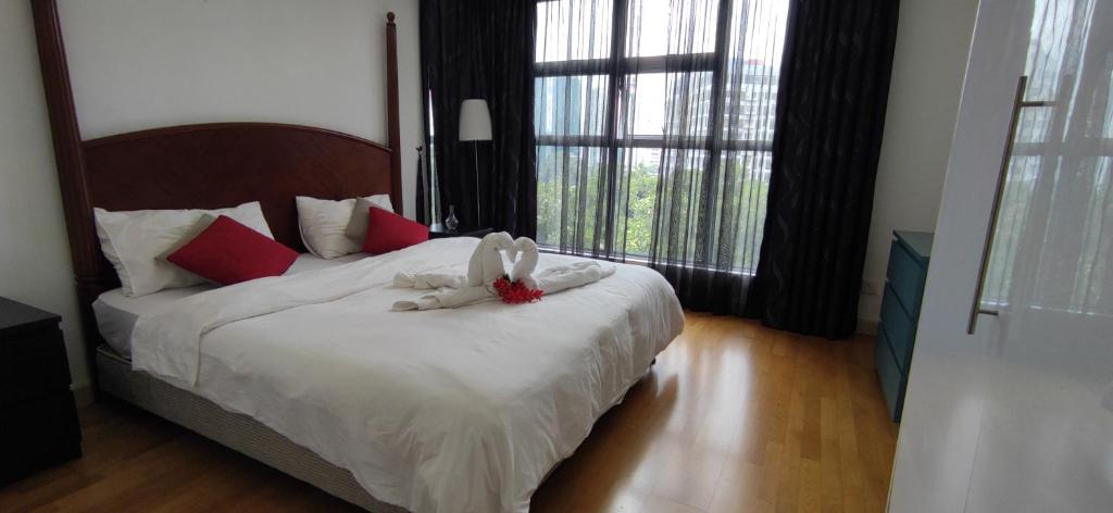 3 Bedroom Cozy apartmet — Hotel in Kuala Lumpur