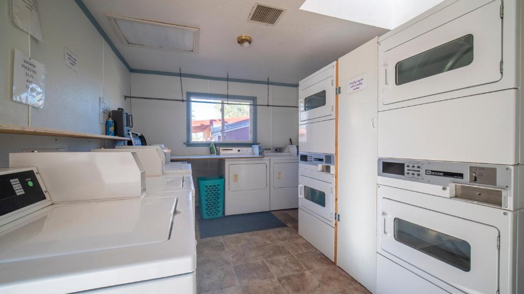 OK RV Park Glamping Tipi OK55 photo