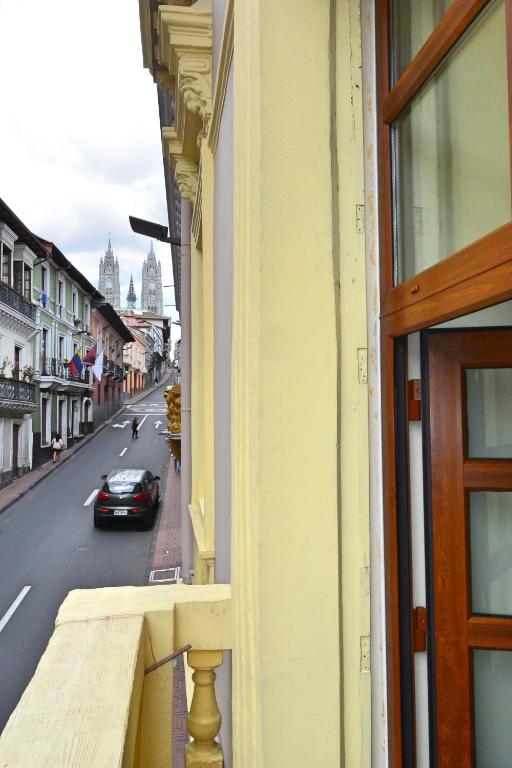Hotel La Basilica Quito photo