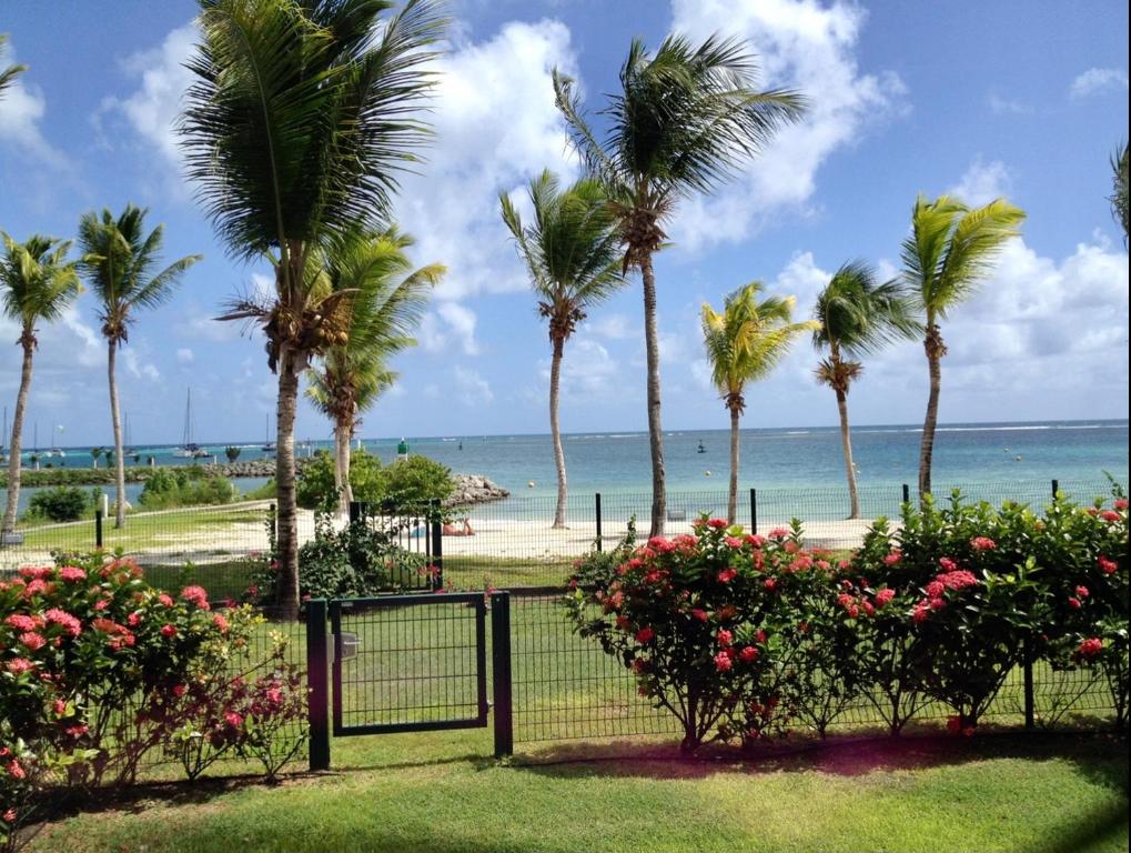 Lauris - Résidence Savannah, 1 ou 2 Chambres avec cuve, Saint-François