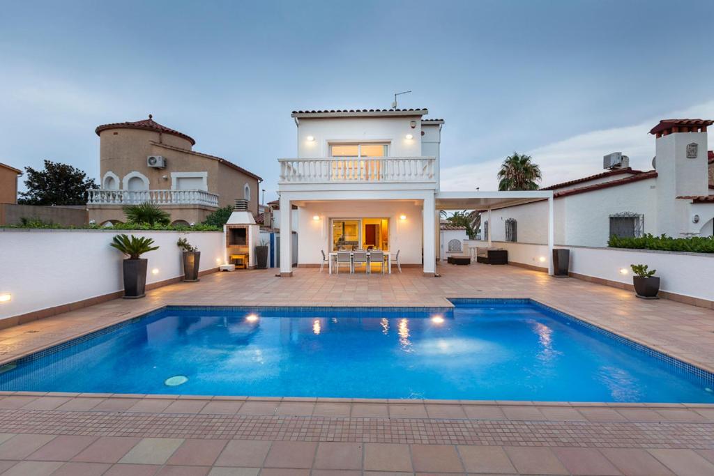 2024 Ebre 36B by homeselectspain, Empuriabrava