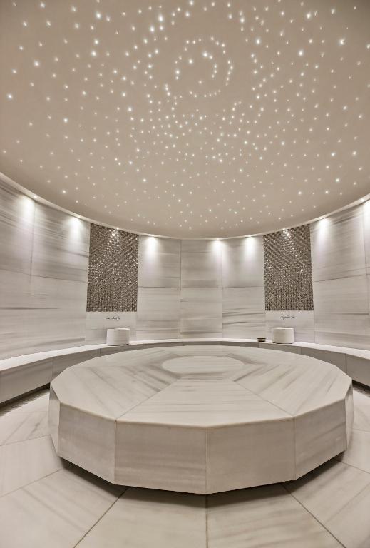 スカッシュコート