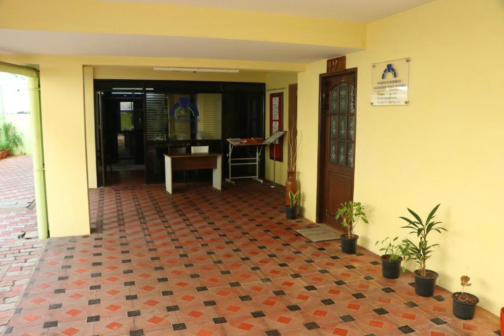 Swarna Sudarshan Service Apartment @ Adyar chennai photo