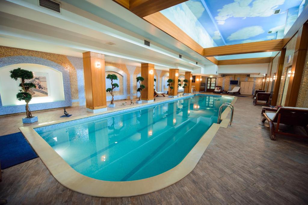 Ambassador Hotel Saint Petersburg photo