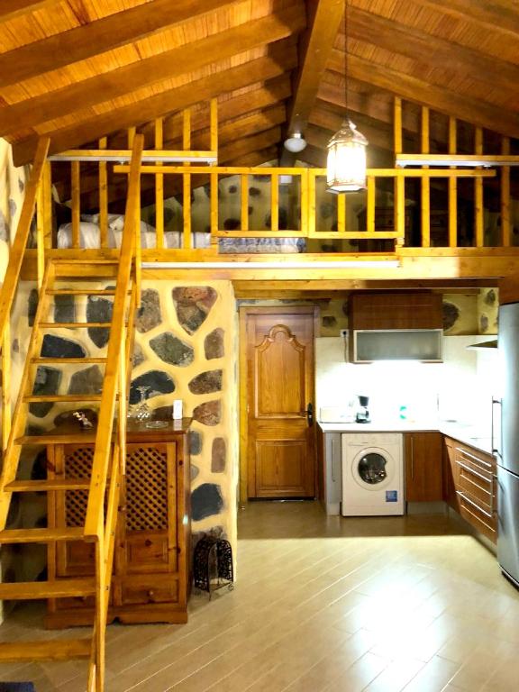 Charming House in San Bartolomé de Tirajana with Jacuzzi - 3