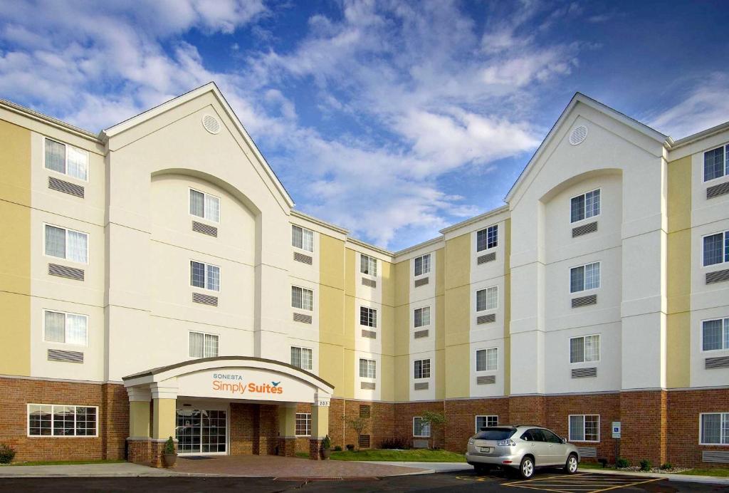 Sonesta Simply Suites Plano