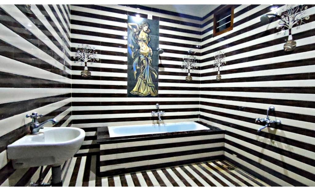 Le Jaguar Bungalow in Pondicherry, India - reviews, prices | Planet of