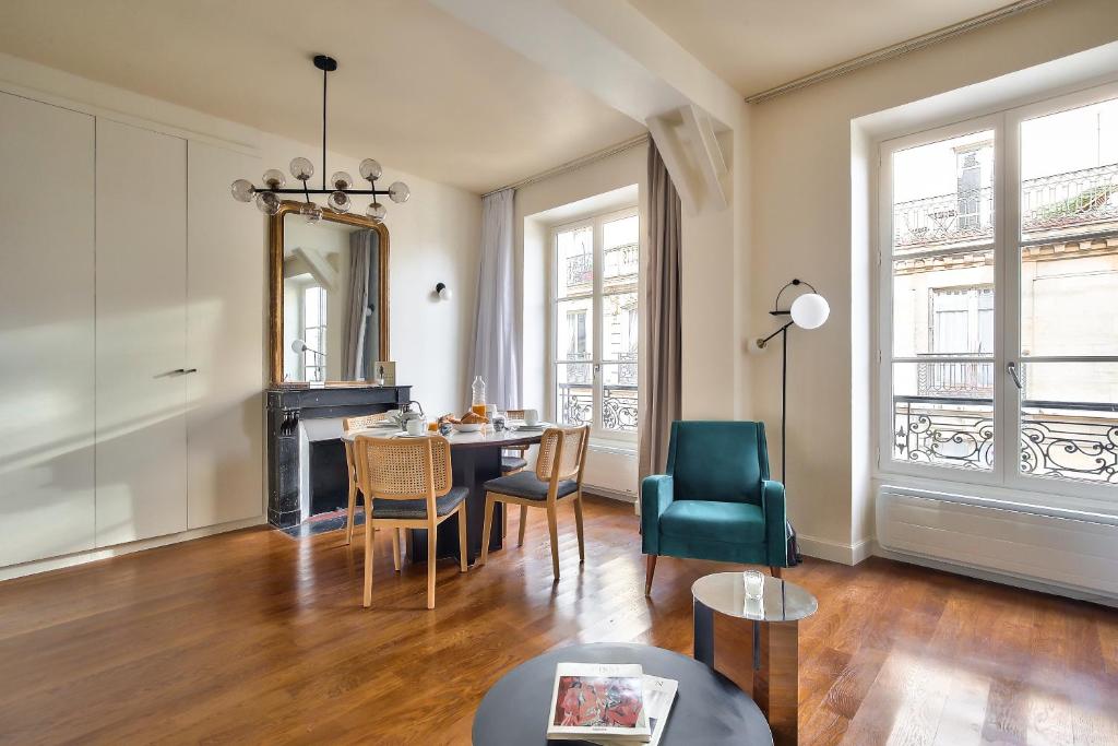 The Perfect Parisian Flat Bd St-Germain - Mid Term - 4