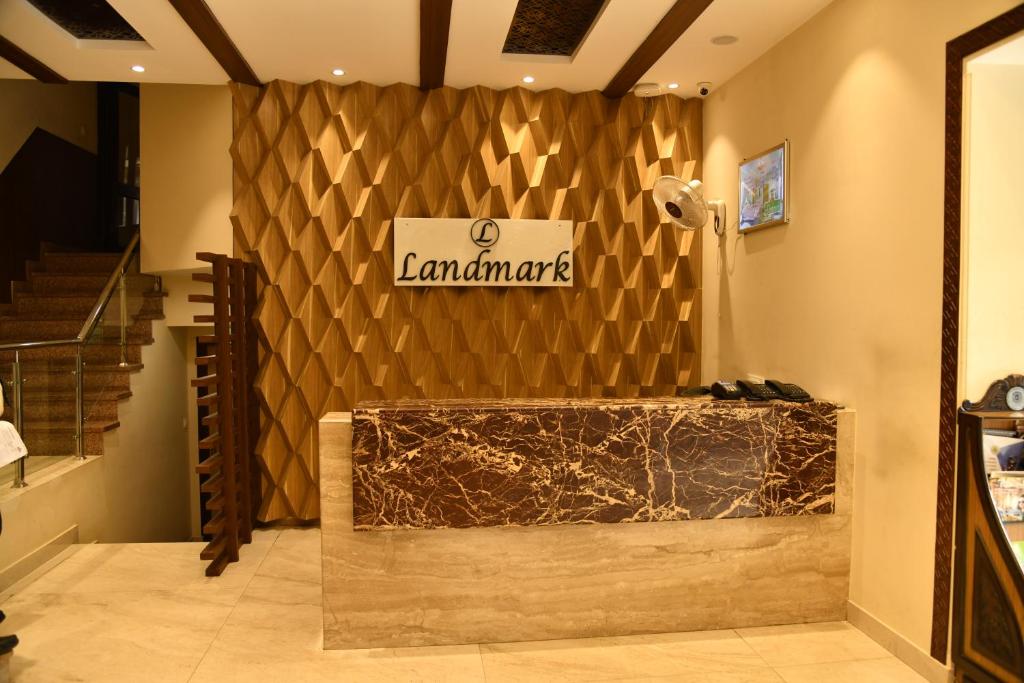 Hotel Landmark photo
