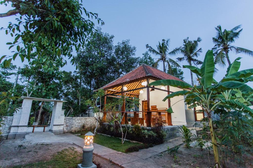 Camar Cottage &#038; Hostel