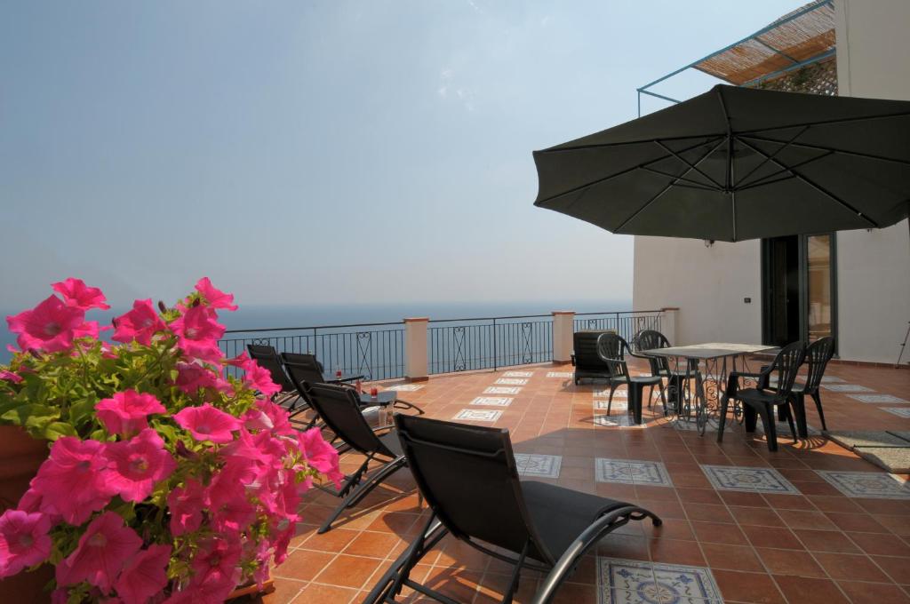 Terrazza di Rosa - sea view, Praiano
