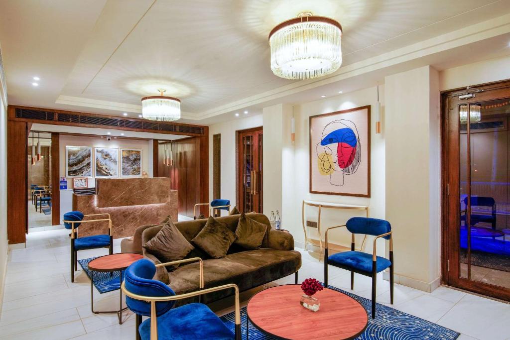 Comfort Inn Dehradun フロント・ロビー