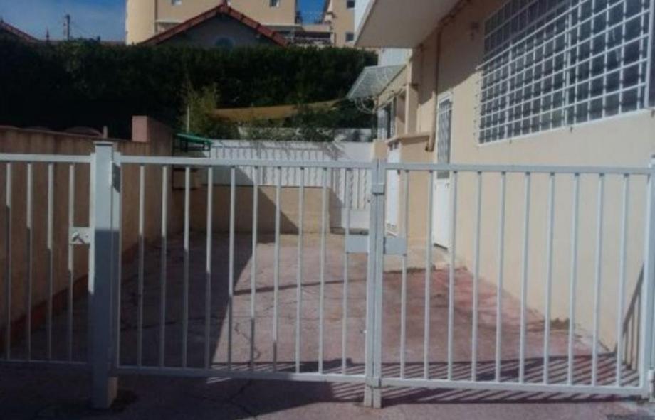 BANDOL Magnifique appartement en RDC cour sans vis à vis 5mn plage - 5