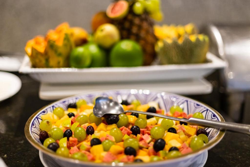 Alimentos e Bebidas