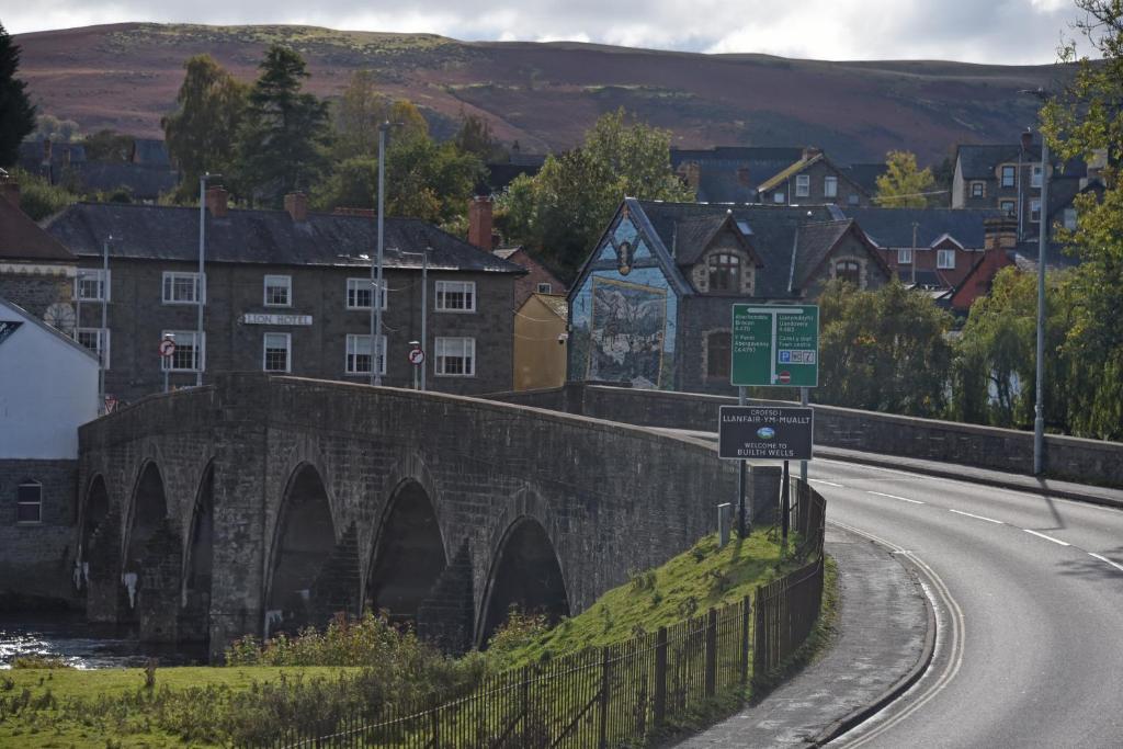 The Llanelwedd Arms Hotel photo