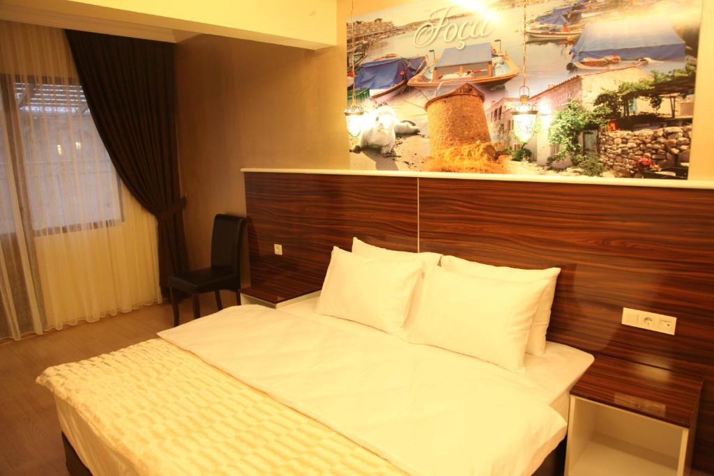 Lucid Hotel photo