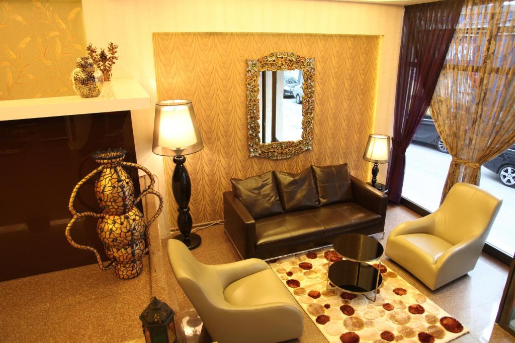 Lucid Hotel photo