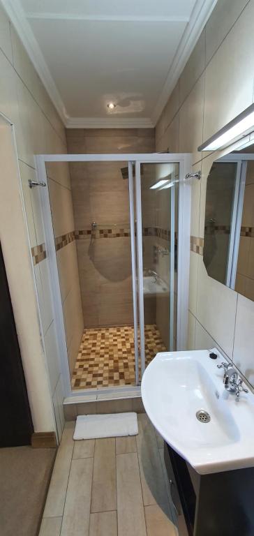Acacia Lodge photo