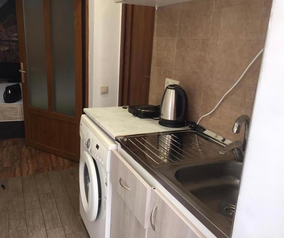 Studio apartment near republic Square photo