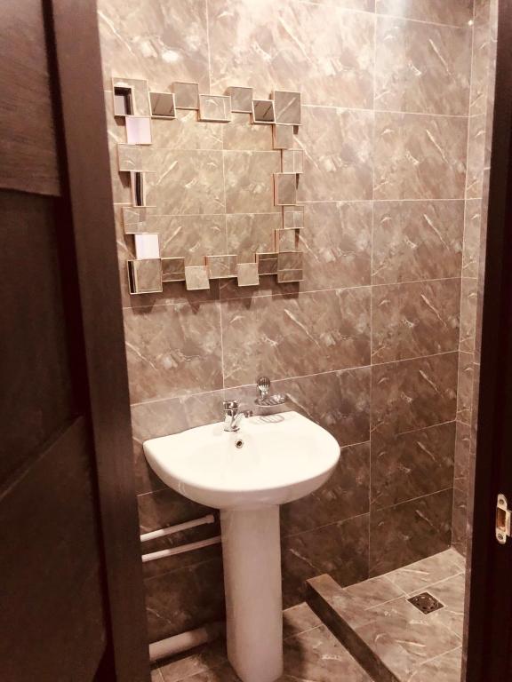 Studio apartment near republic Square photo