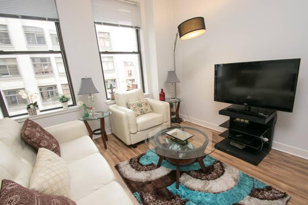 BRAND NEW 1BR 1BA BY RITTENHOUSE, DOORMAN W/D!!! photo