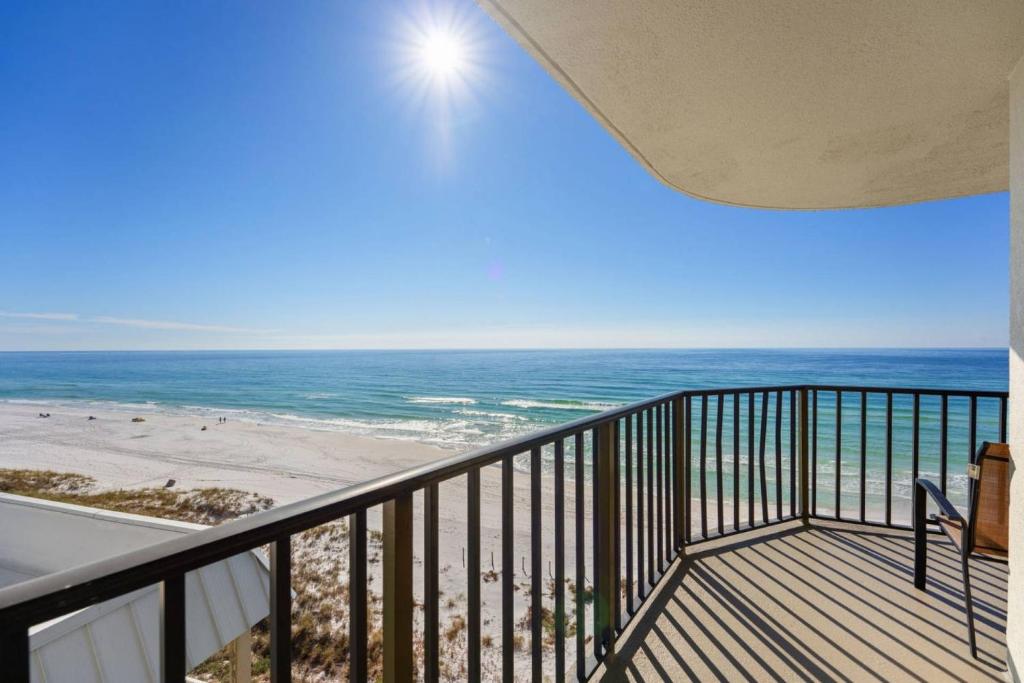 Commodore 601, Panama City Beach