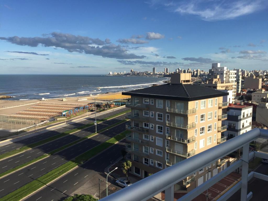 Hermoso departamento con vista al mar - 1