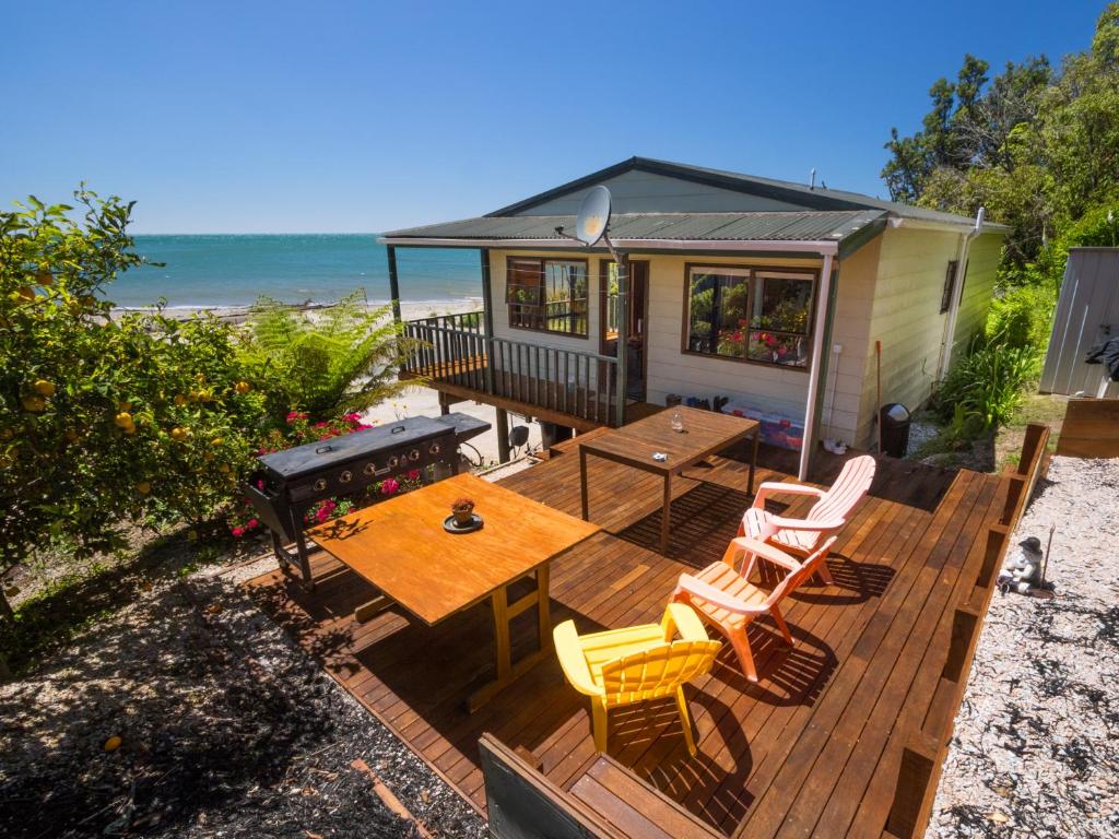 Tidal Treasure - Collingwood Holiday Home, Collingwood