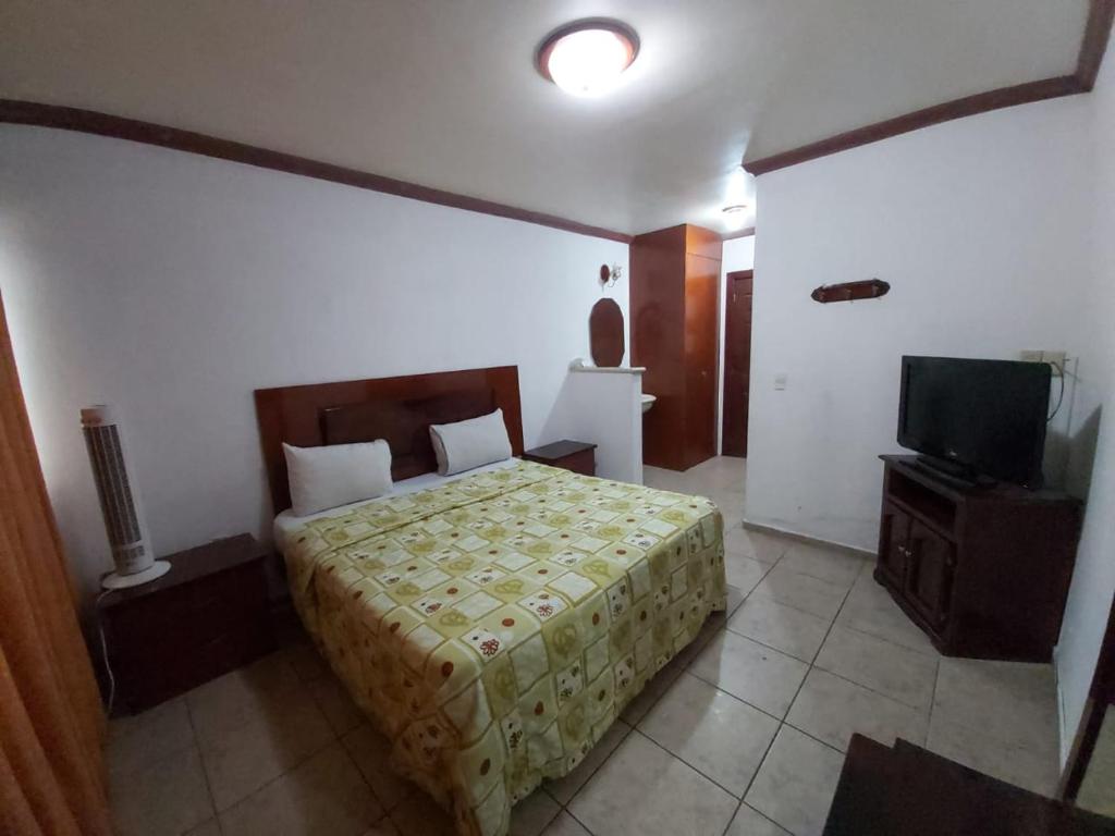Hotel Estacion — Hotel in Guadalajara