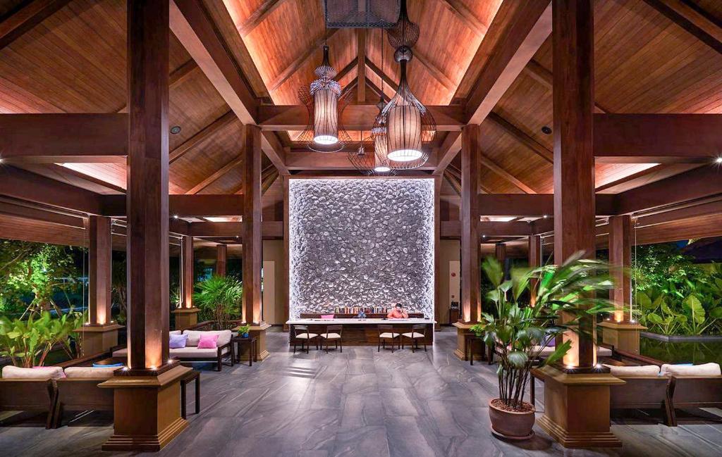 Lobby, Khanom Beach Resort & Spa in Nakhon Si Thammarat