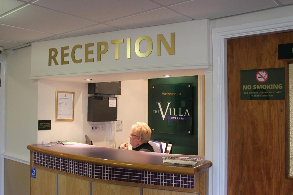 The Villa Express photo