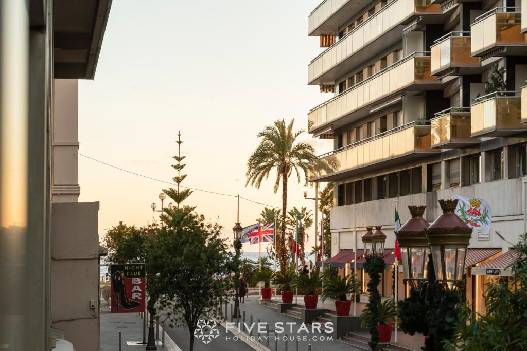 Studio Massenet Five stars holiday house — Hotel in Nice