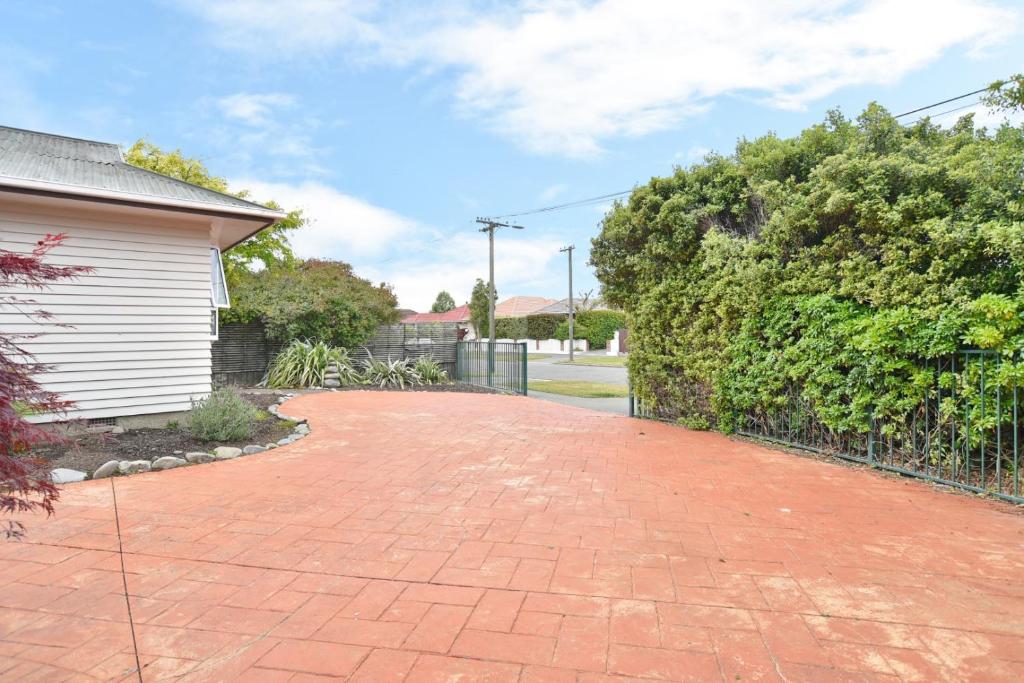 Bevington - Christchurch Holiday Homes photo