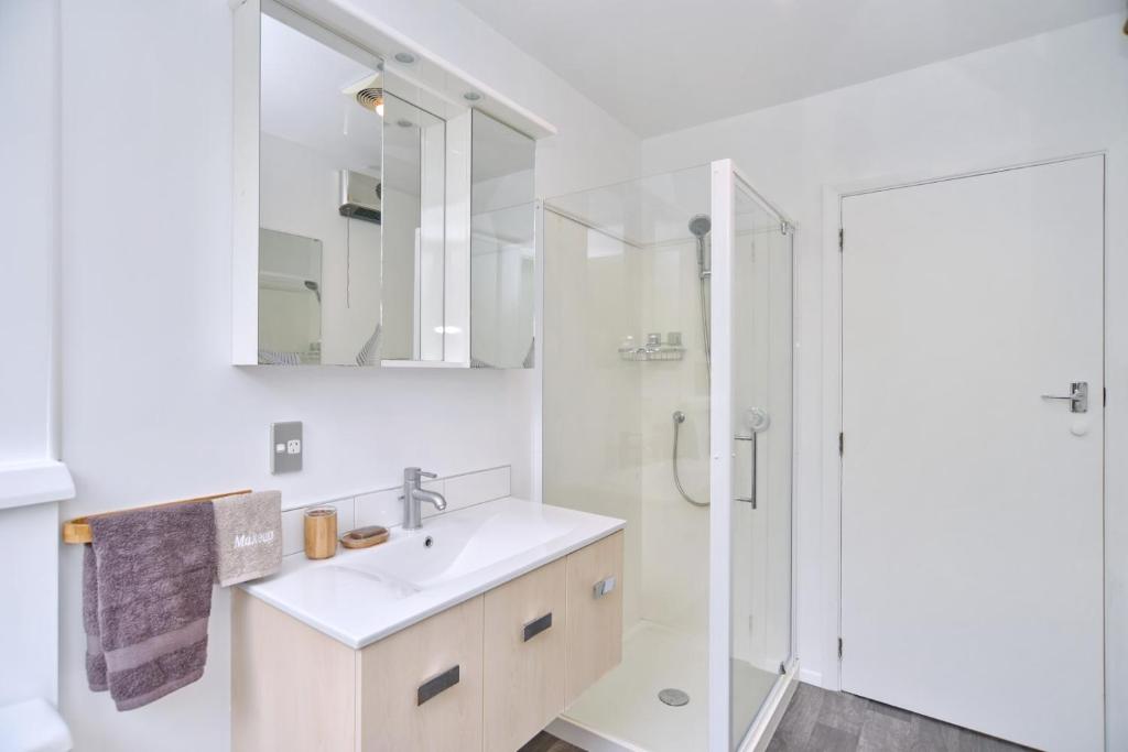 Bevington - Christchurch Holiday Homes photo