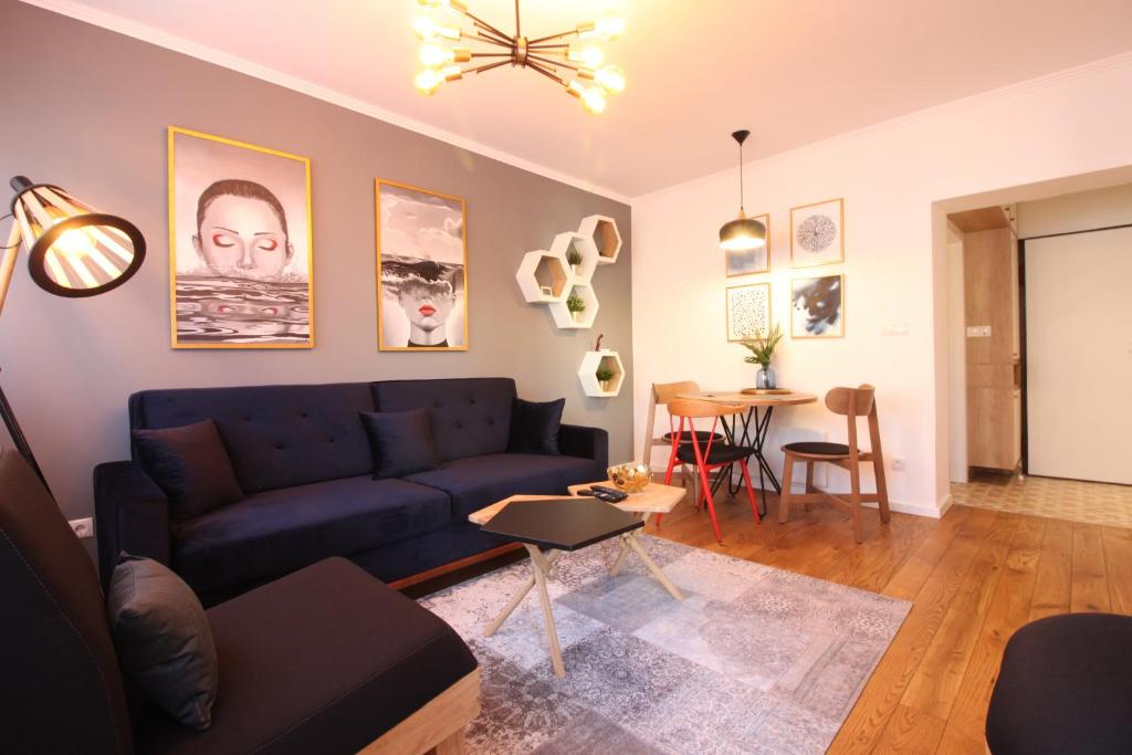 Studio Mignon, Sarajevo