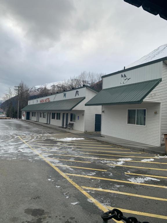 Marina Motel photo
