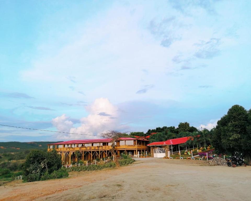 hoteles con piscina al aire libre en