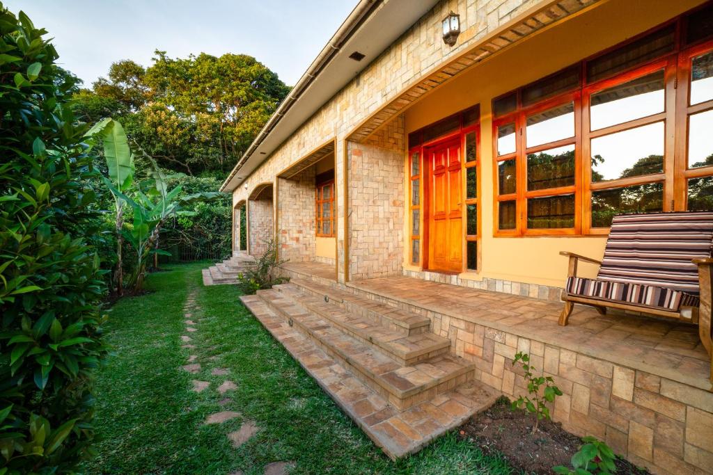 Kisubi Forest Cottages 外観