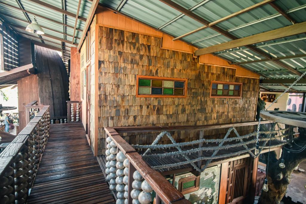 Suankaew Art Hostel