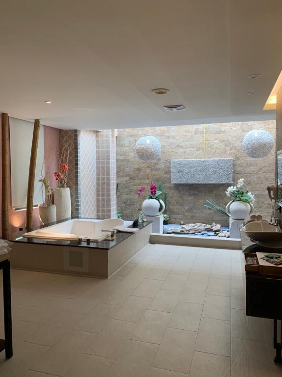 메리시즌 모텔 전경