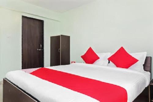 Hotel Nandanvan by Royal Stay photo