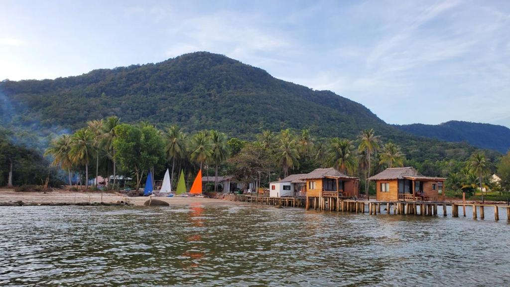 Freedom Beach Resort photo