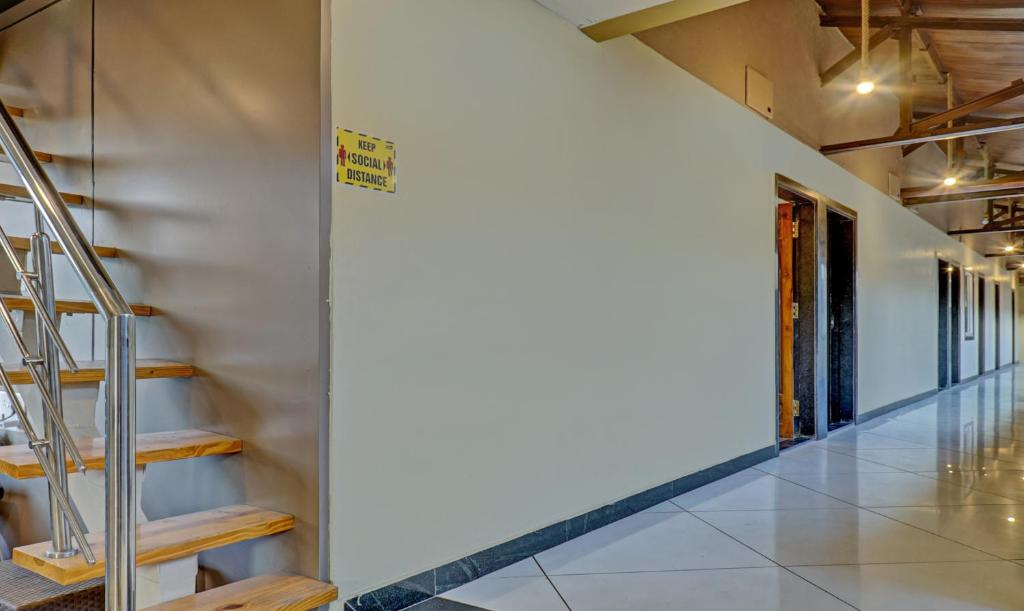 Hotel Lake Paradise photo