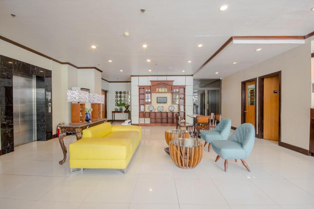Lobby, Capital O 719 Fuente Oro Business Suites in Cebu