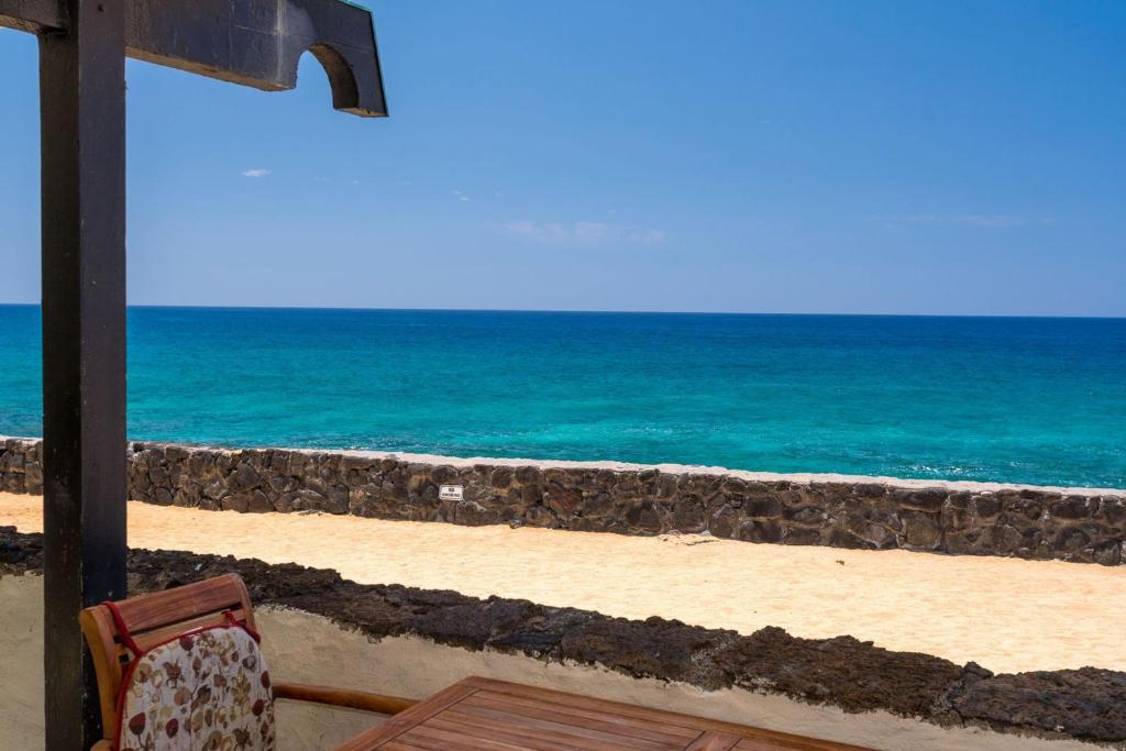 Casa de Emdecko #138 by Casago Kona - Beach and Oceanfront, Kailua-Kona