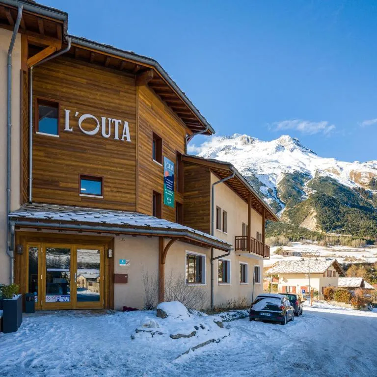 L'Outa Hotel Restaurant，位于泰尔米尼翁的酒店