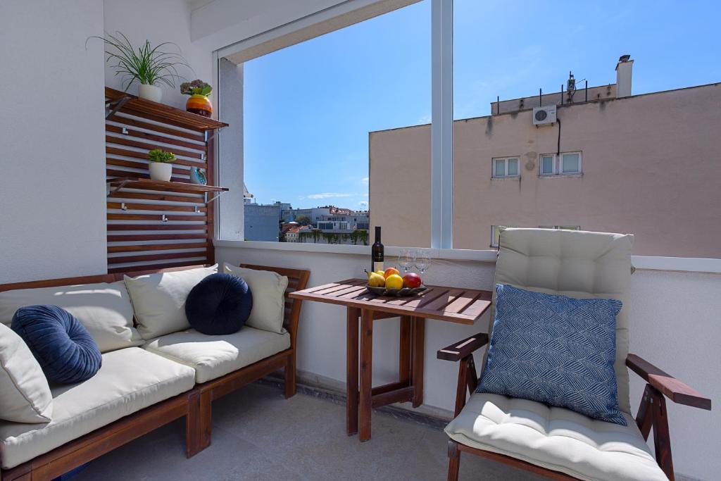 Deluxe City Center Blue apartment photo