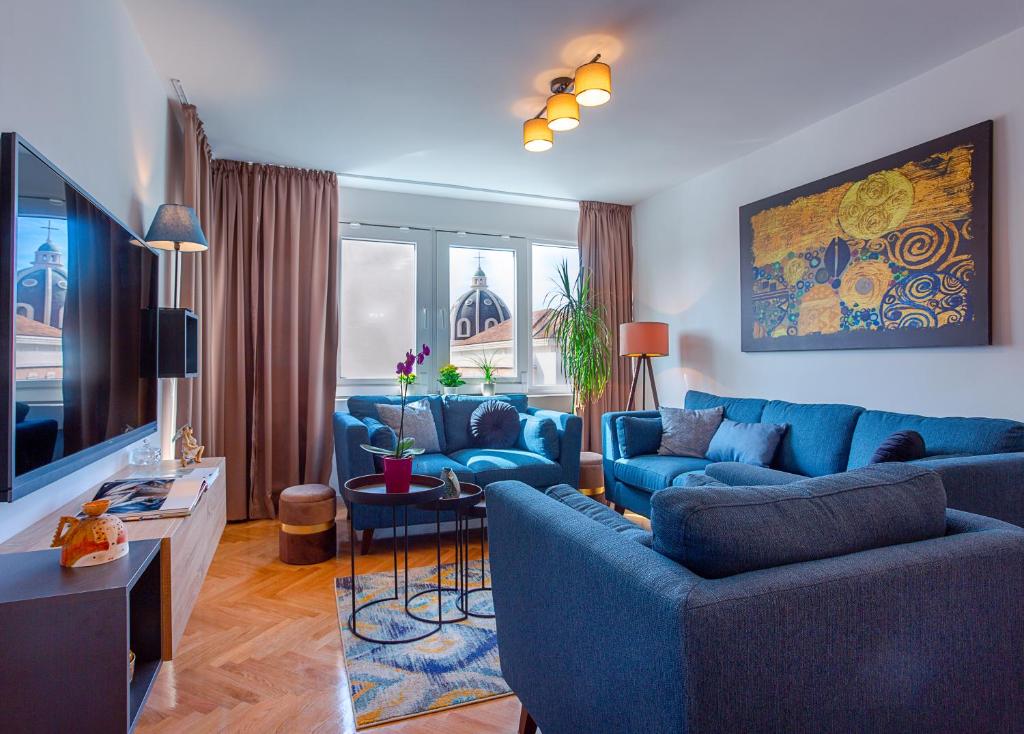 Deluxe City Center Blue apartment — Hotel in Split